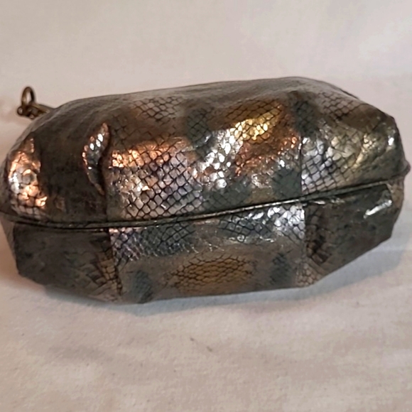 Simply Vera Hand Bag - Picture 4 of 10